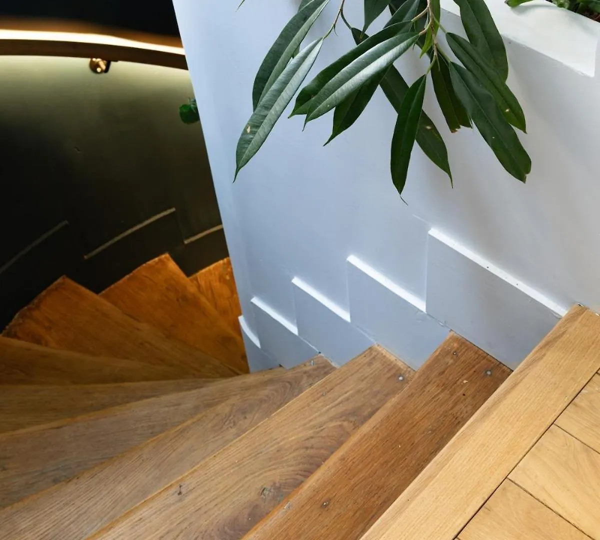 Mini Loft In Notre Dame District, Ile Saint-Louis, Paris Apartment